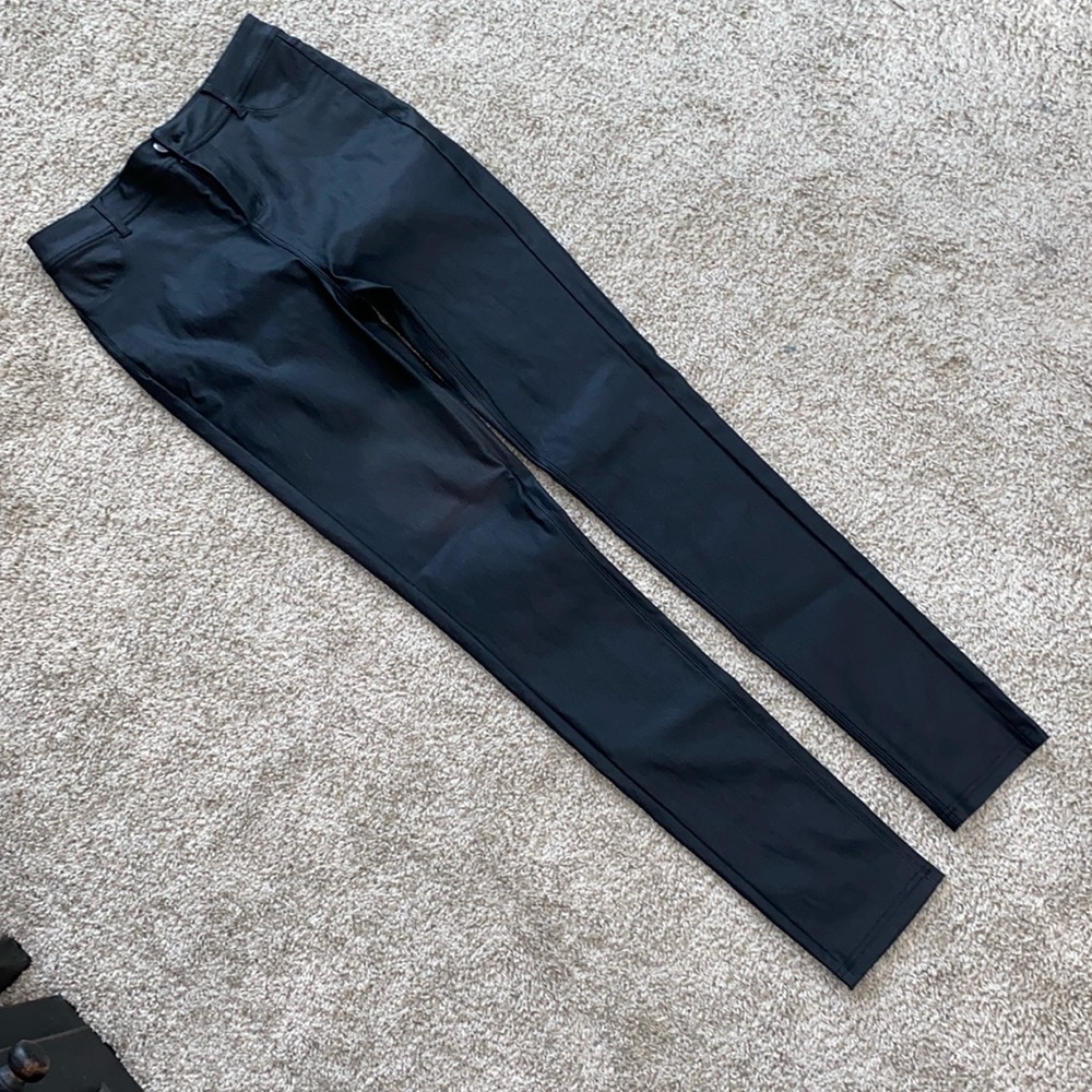 Black skinny jeans